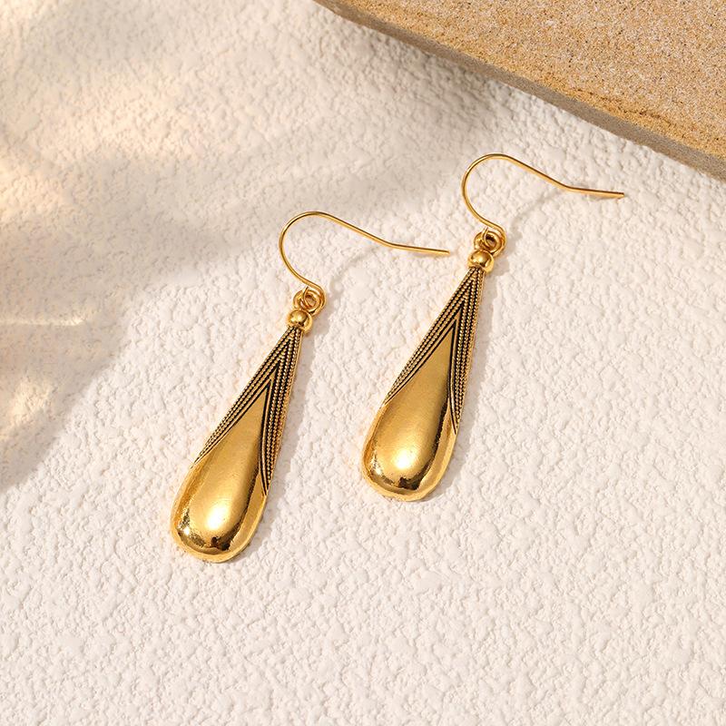 New Hot Sale Women's Earrings Retro Fashion Creative Women's Earrings