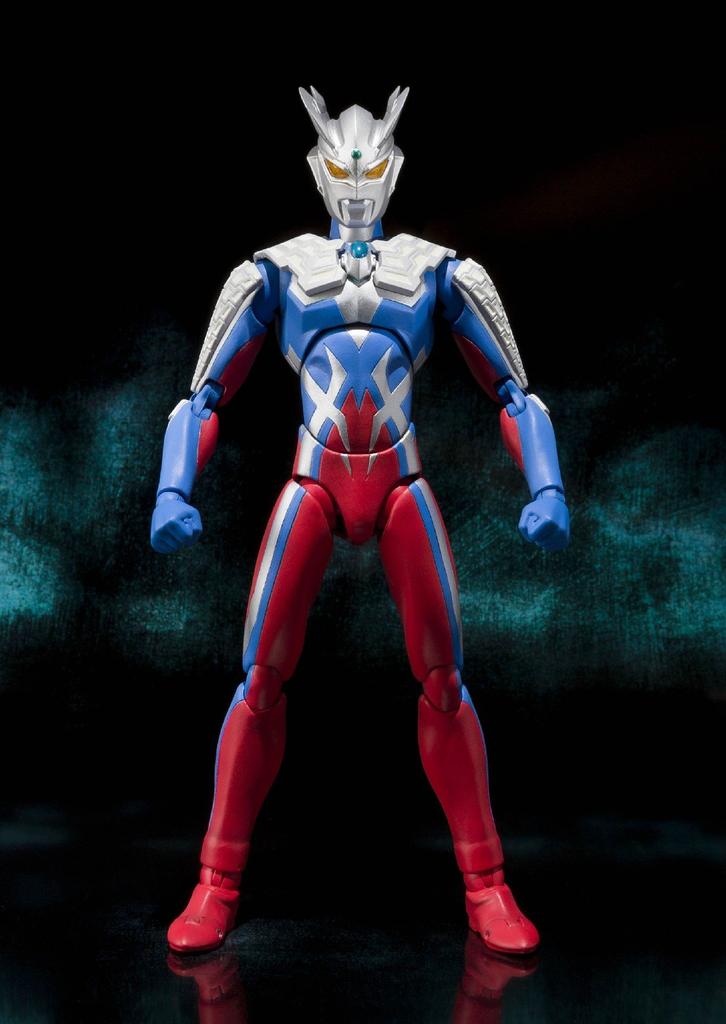 TAMASHII NATIONS Ultraman Zero ULTRA-ACT