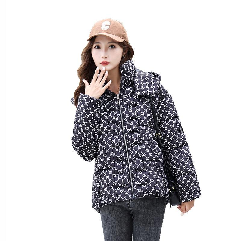 Women's Short Cotton-padded Clothes, New High-end Fashion Loose Cotton-padded Clothes, Warm and Thickened Cotton-padded Jacket.