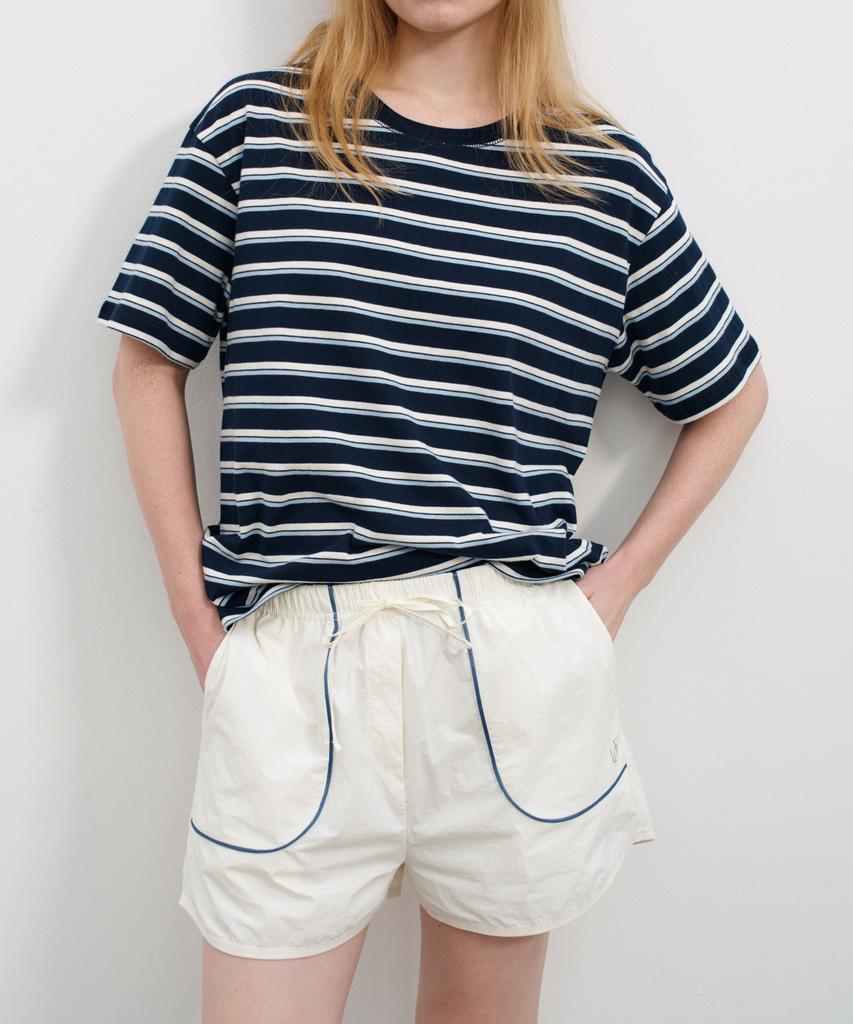 Yulago Sporty Wind Breaker Shorts