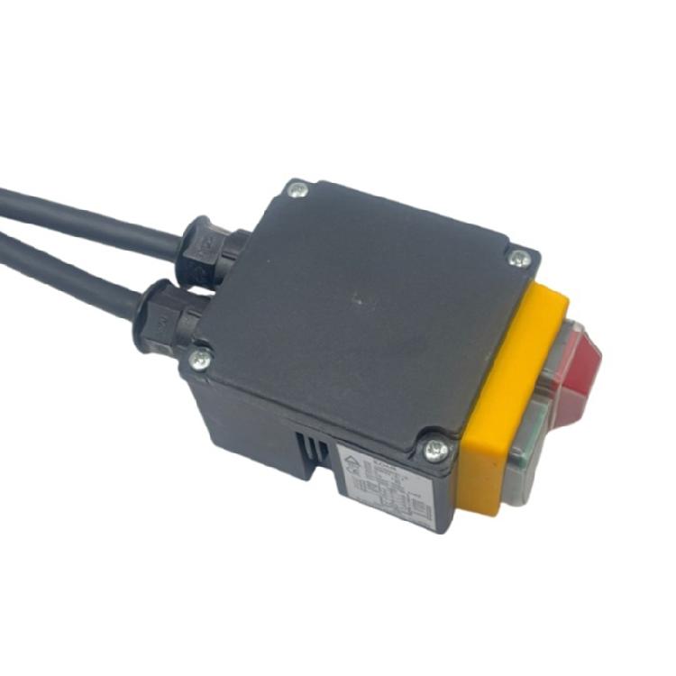 Industrieller Druckschalter Rastend Wasserdicht Elektromagnetischer Schalter Dreiphasenschalter für Motor Start Stopp Betrieb