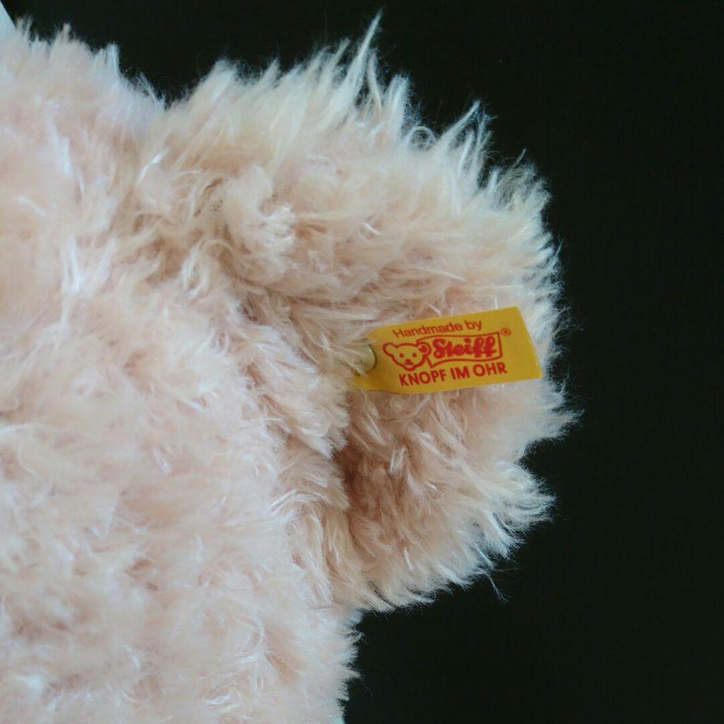 [USED] Steiff teddy bears reduced in price.