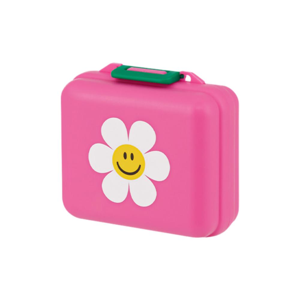 WIGGLE WIGGLE Weekly Pill Organizer 7-Day Travel Vitamin & Medicine Case Smile We Love