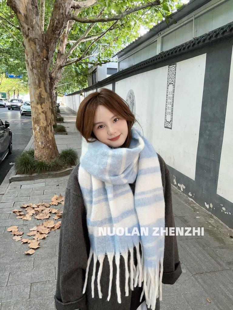 Plaid Korean-Style Women's Winter Scarf - Warm Imitation Cashmere Snood