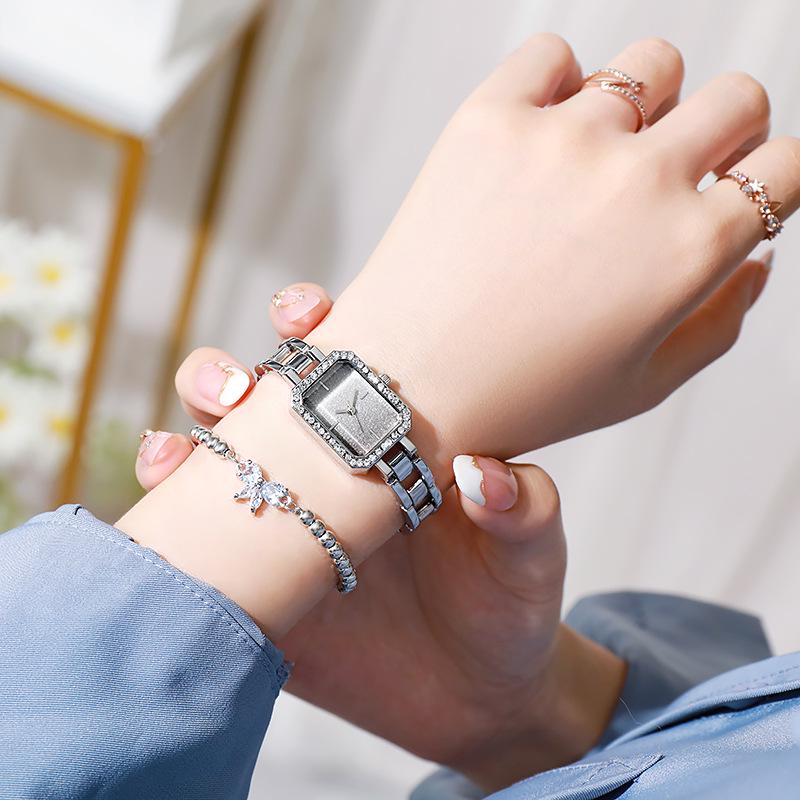Korean Style Rhinestone Square Ladies' Watch - Starry Sky Quartz with Petite Bracelet