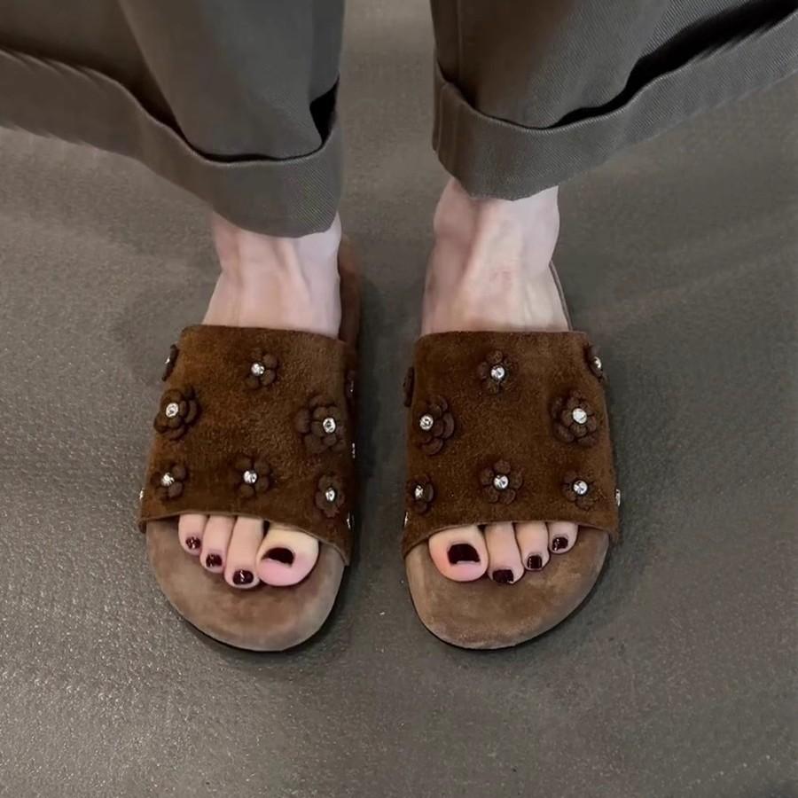 Keep version~ Fashion soft leather flower open-toed cool slippers women's summer new thick-soled outer wear anti-velvet versatile sandals