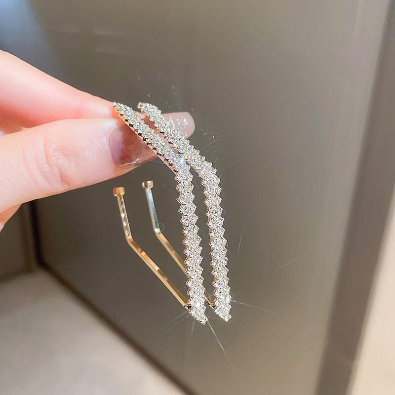 Silver needle retro Hong Kong style dripping oil round earrings niche temperament earrings fashion light luxury summer women's high-end earrings