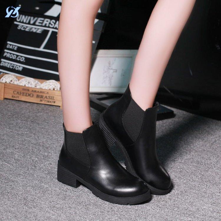 Short Women's Autumn and Winter New British Style Thick Heel Round Head Martin Fashion Casual Single