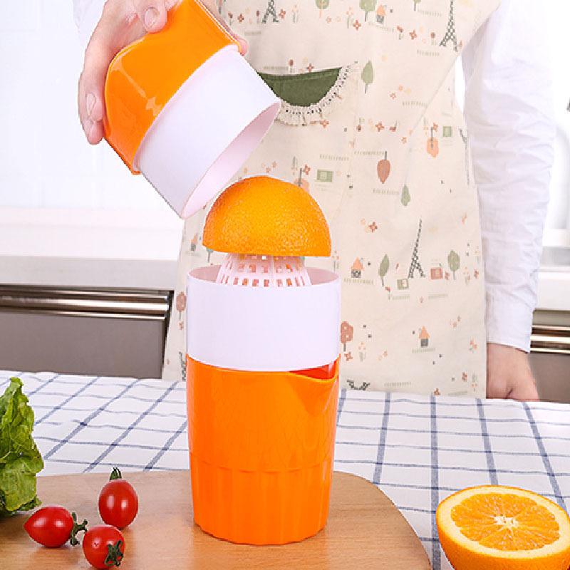 Multifunctional Manual Juicer for Lemons and Oranges - Compact Kitchen Fruit Juicing Cup