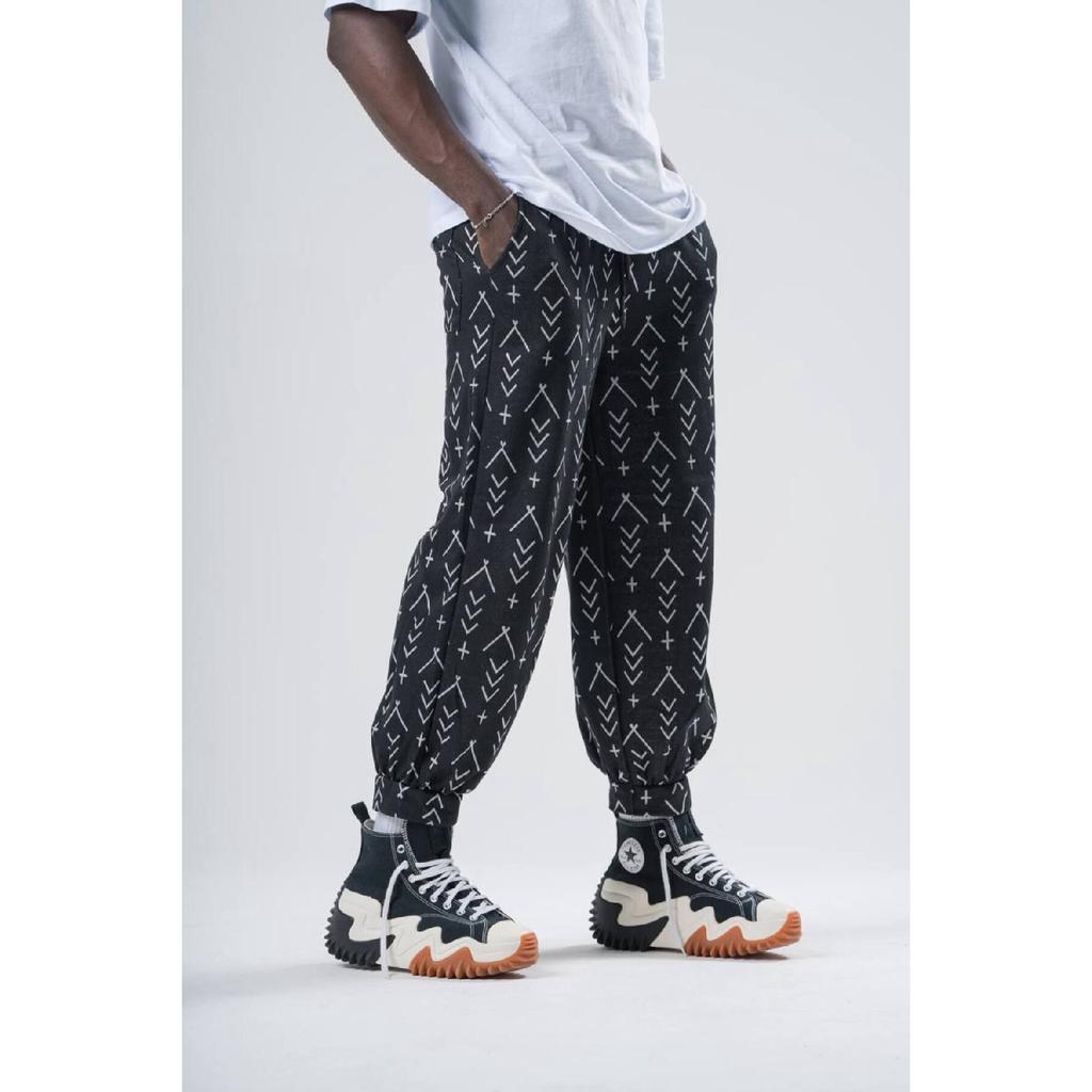 Unisex Shawar With Elastic Waist.