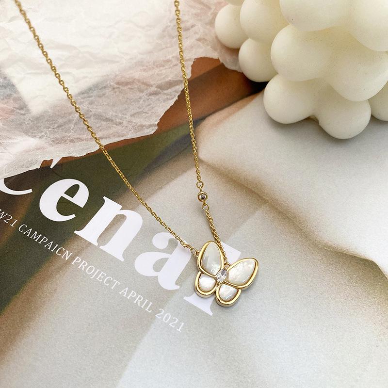 Butterfly Necklace with Mother of Pearl Pendant - Versatile High-End Sweater Chain for Autumn/Winter Jewelry