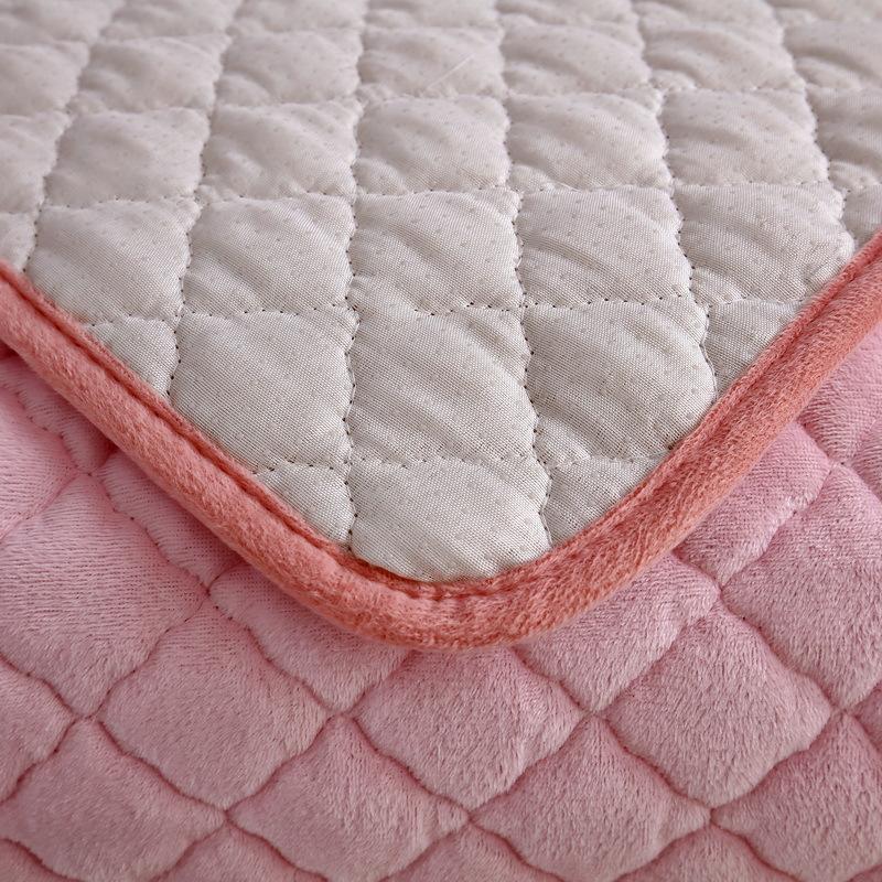 Winter Short Plush Striped Sofa Cushion Non-slip Cushion Pastoral Simple Modern Flannel Sofa Towel Cover