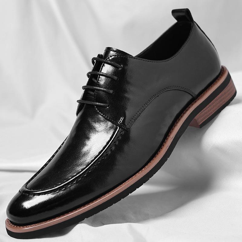 New Designer Brand Men Formal Shoes Luxury Banquet Groom's Wedding Shoes Retro Brown Men's Leather Casual Shoes Pointed Lace Up