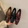 Novelty Split Toe Flat Shoes Woman Quality Leather Mary Janes Japanese Style Trotters Flats Ankle Bele Tabi Ninja Loafers Women