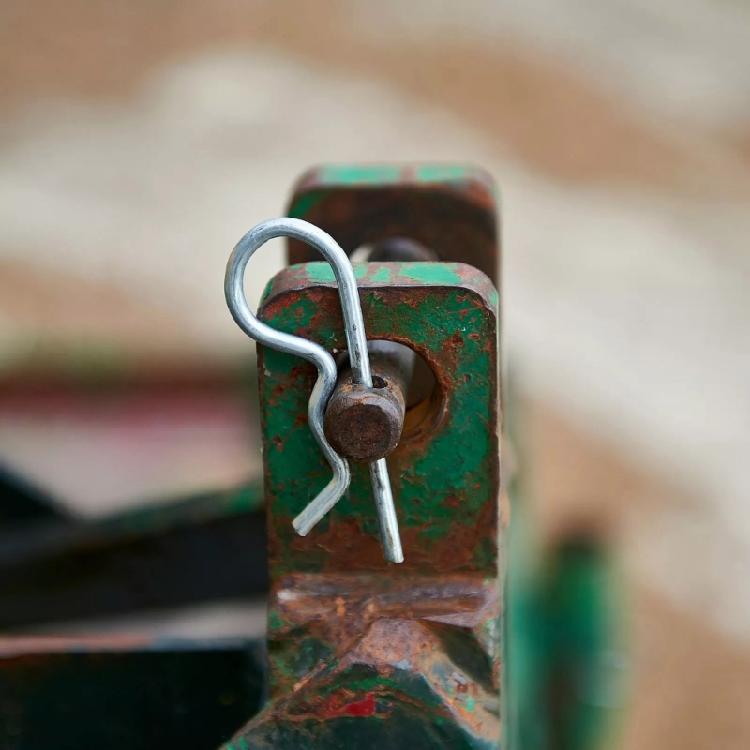 10pcs R Shaped Spring Cotter Pins Assortment Set Steel Hairpin Clips Simple To Use for Versatile Hitch Pin Applications