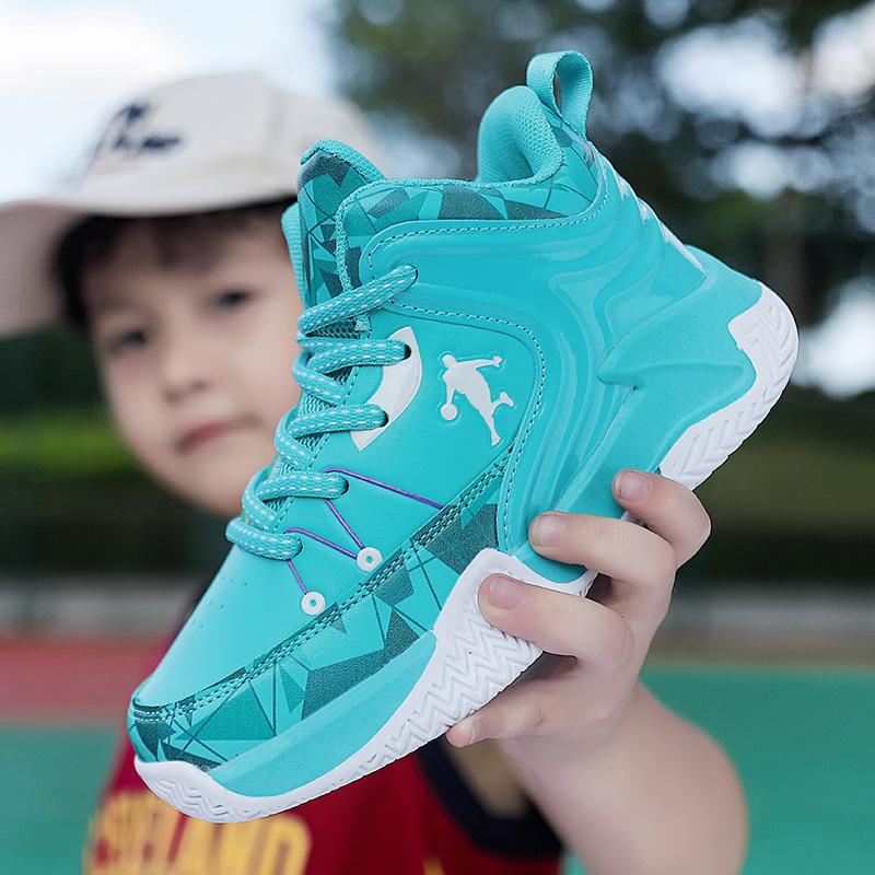 Children's waterproof basketball shoes classmates 2025 spring and autumn new sports shoes medium and large children's lace-up anti-skid friction has s