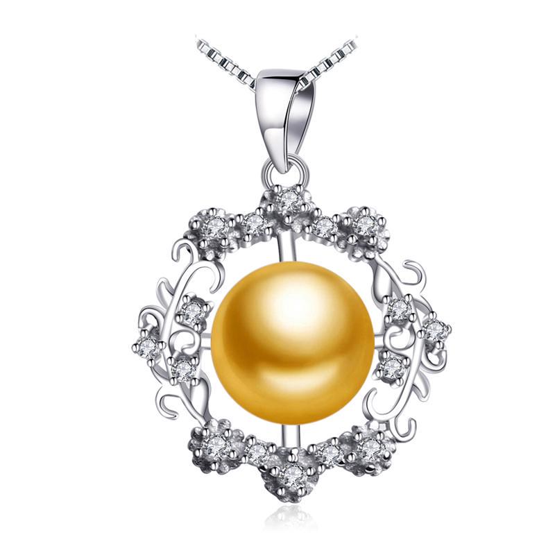 Кулон-подвеска с речным жемчугом и вставками из богемского стекла золотой