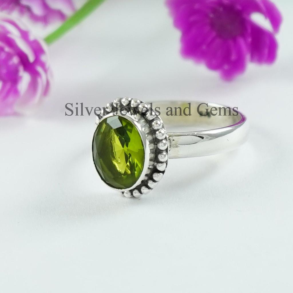 Natürlicher Peridot Ring, 925 Sterling Silber Ring, Ovaler Peridot Design Ring, Boho Ring, August Geburtsstein Ring, Geburtstagsring