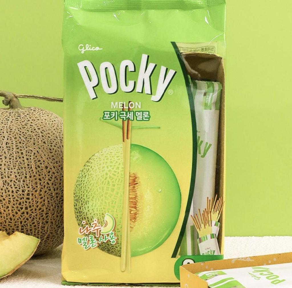 Haitai Pocky Ultra Slim Melon Family Pack Crisp & Sweet Biscuit Sticks 132g (22g X 6 Packs) X 2 Packs
