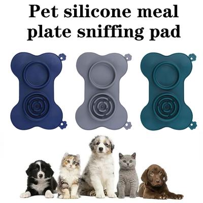 1 Piece of Food Grade Silicone Pet Licking Pad Suction Cup Licking Pad Slow Feeding Pad Dog Licking Plate Pad