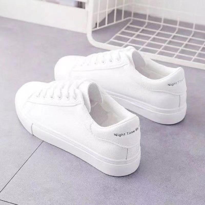 Fashion Sports Board Shoes Trend 2025 New White Shoes Women's Fashion Street Photography Casual Shoes