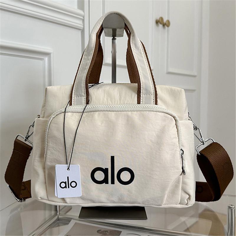 yoga Yoga sports fitness handbag, outdoor travel shoulder bag, large-capacity storage bag for short-distance commuting