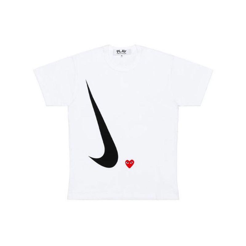 

Nike X Comme Des Garçons PLAY T-Shirt White Men Tops AE-T402-051-1 M