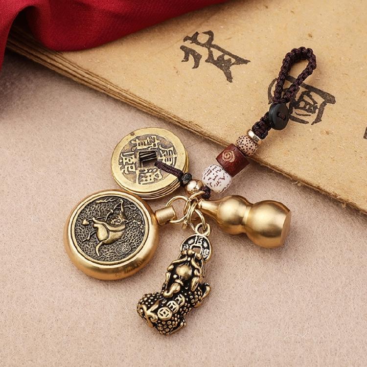 Universal Car Interior Hanging Pendant Lucky Charm Vintage Keychain Pendant Decoration Handmade Animal Themed Craft