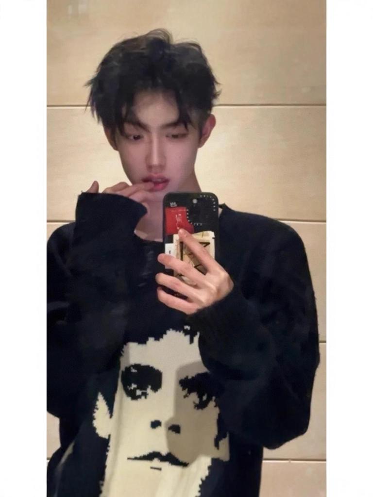 Enfants Riches Deprimes Unisex Lou Reed Portrait Sweater