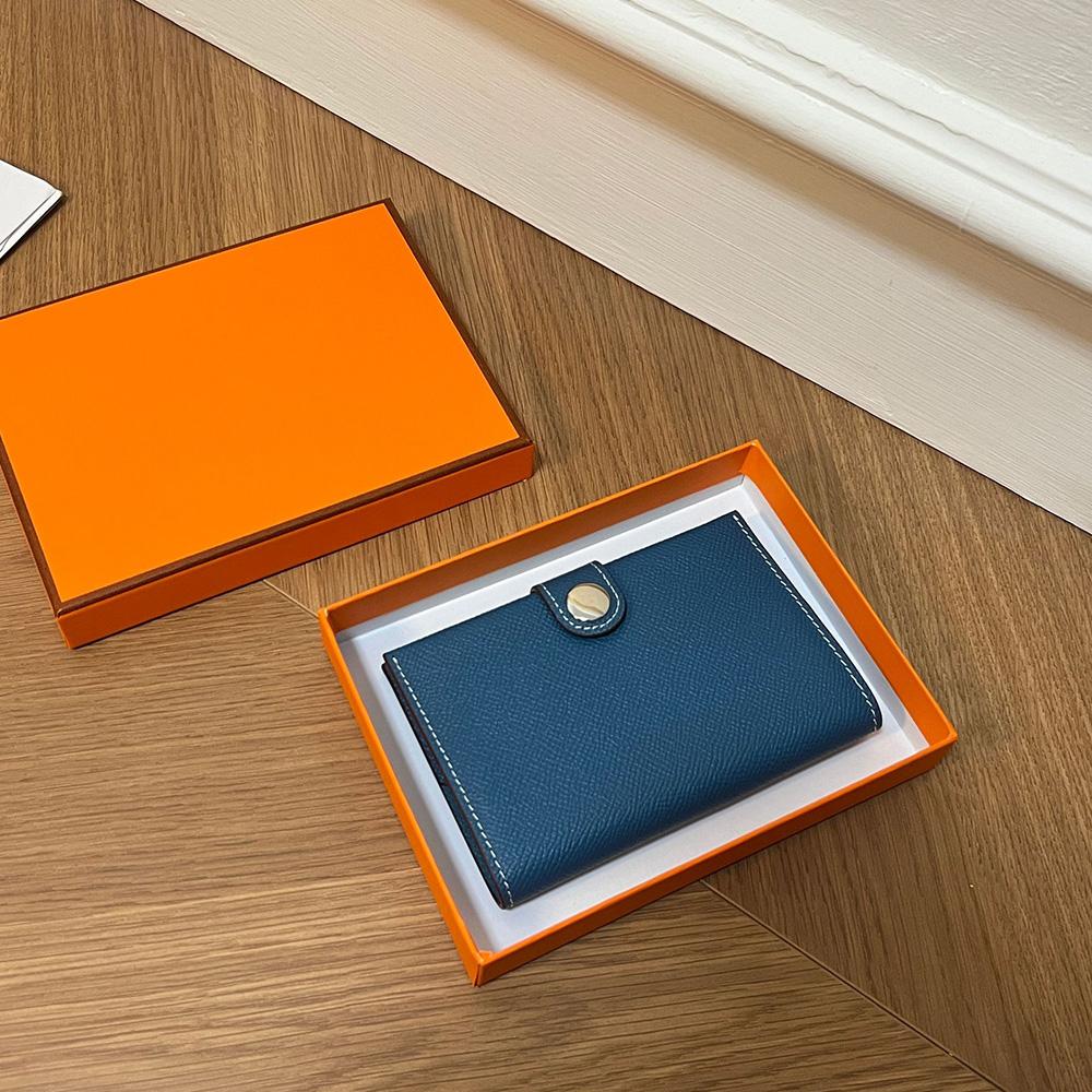 

Текстурированный держатель для паспорта из натуральной кожи Высококачественный первый слой коровьей кожи Чехол для паспортов Фирменный стиль Органайзер для удостоверений личности и водительских прав синий