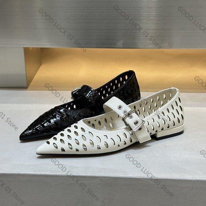 Módní dámské boty Mary Jane v římském stylu, pletené a vyřezávané, léto 2025, nové ploché boty na jeden knoflík, módní sandály, trend