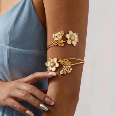 Metal Style Hollow Flower Bracelet for Women Double Layer Butterfly Arm Cuff Open Bangle Fashion Party Jewelry Accessories Gifts