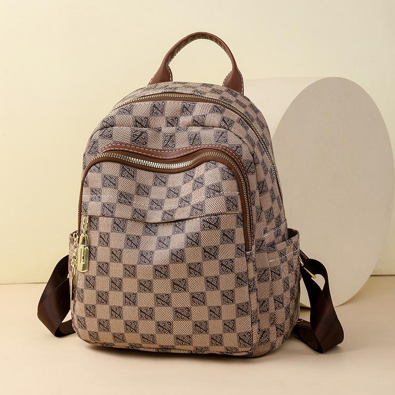 

Рюкзак. Дорожній рюкзак великої місткості. Жіночий шкіряний маленький рюкзак хакі