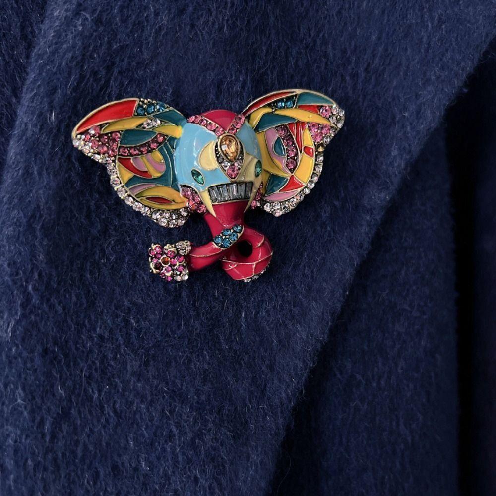Rhinestone Cat Enamel Brooch Exaggerated Vintage Collar Pin Temperament Drip Oil Brooch  Decoration