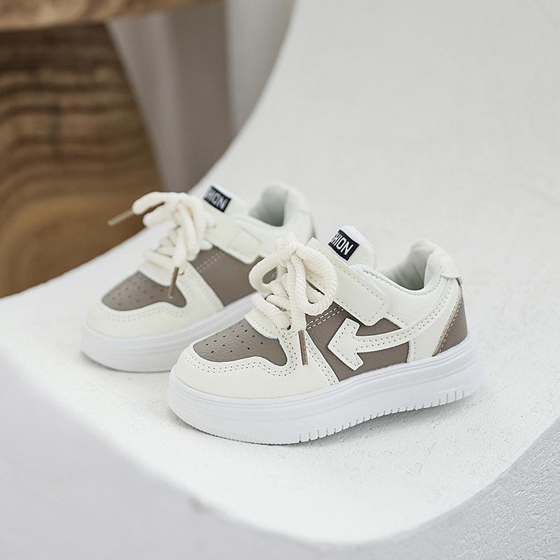 New Spring and Autumn Children's Casual Sneakers, Non-Slip Soft Sole, Soft Leather Surface, Breathable, for Boys and Girls, Outdoor