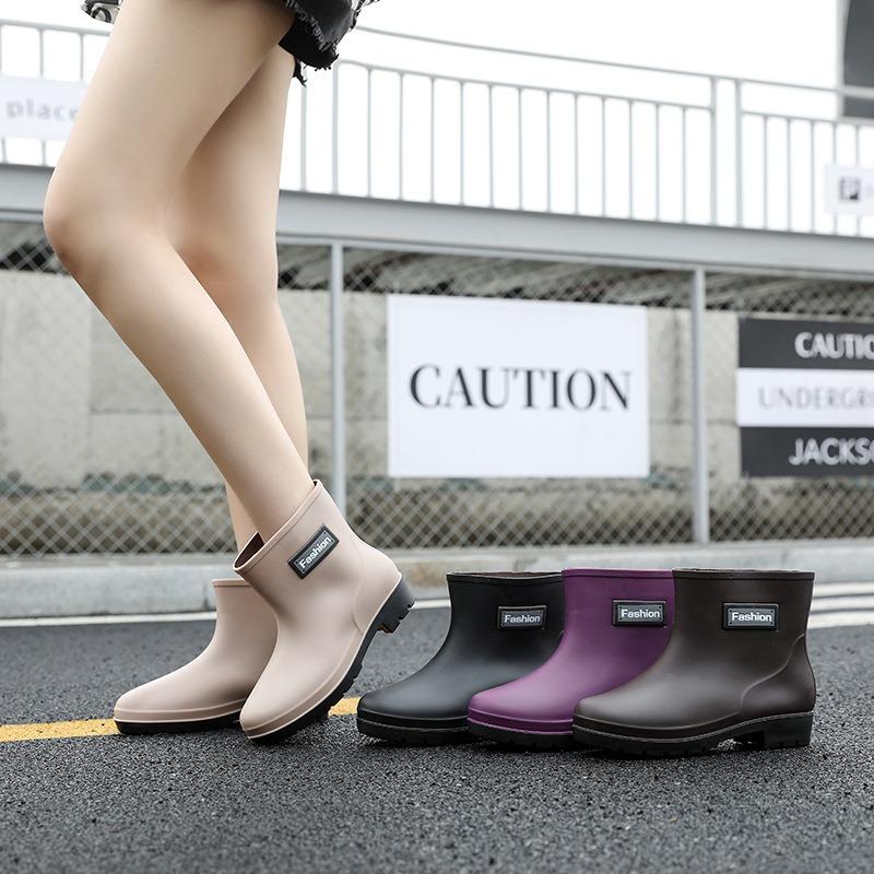 Water shoes female cute rain boots fashionable outer wear summer non-slip short rain shoes kitchen oil-proof waterproof boots rubber shoes