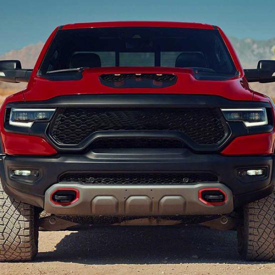 2 STÜCKE Für Dodge RAM 1500 TRX + Außen Stoßstange vorne Abschlepphaken Abdeckung Blende Rot