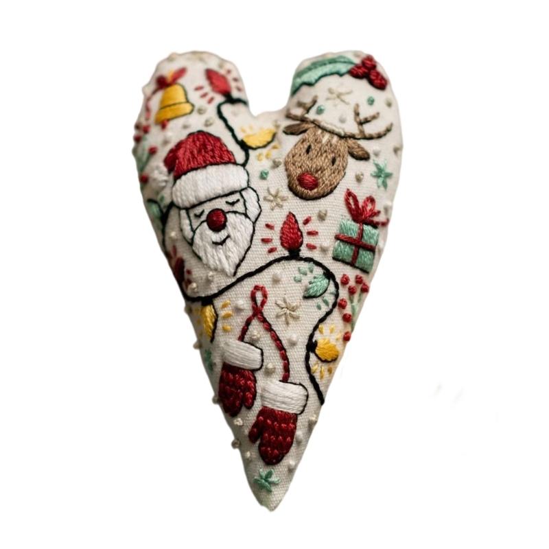 

2026 New Embroidery Christmas Ornament Sets, Hand Embroidery Tree Hanging Ornament, Creative Heart Embroidery Christmas Decoration Needlecraft Set