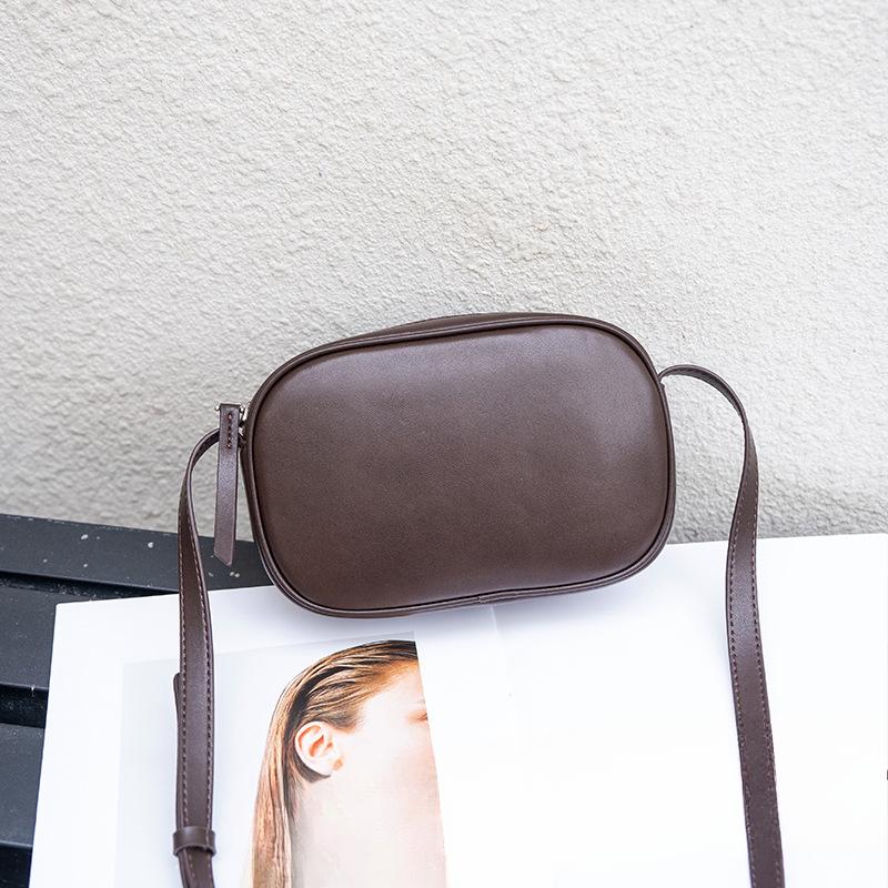 Women's Vegetable tanned Cowhide Bag Versatile Mobile Phone Bag New Simple Versatile Shoulder Bag Niche Design Crossbody Bag