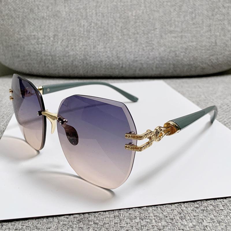 New Trendy Rimless Sunglasses Women Personalized Oval Large Frame Fashion All-Match Ladies Sun Glasses Outdoor Beach Party UV400