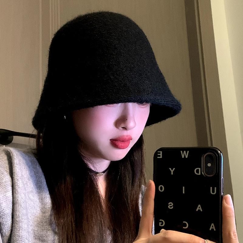 Bucket Hat Women's Autumn and Winter Light Luxury Style Versatile Bucket Hat Windproof Warmth Ear Protection Woolen Fisherman Hat