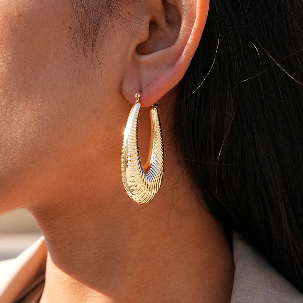 Heavy Industry Geometric Oval Glossy Ear Buckle Personalized Environmental Protection Cold Wind Earrings