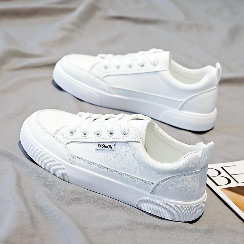 Simple and Versatile Flat White Shoes Children's 2 New Summer White Shoes Sports and Leisure Board Shoes Spring and Autumn Women's Shoes