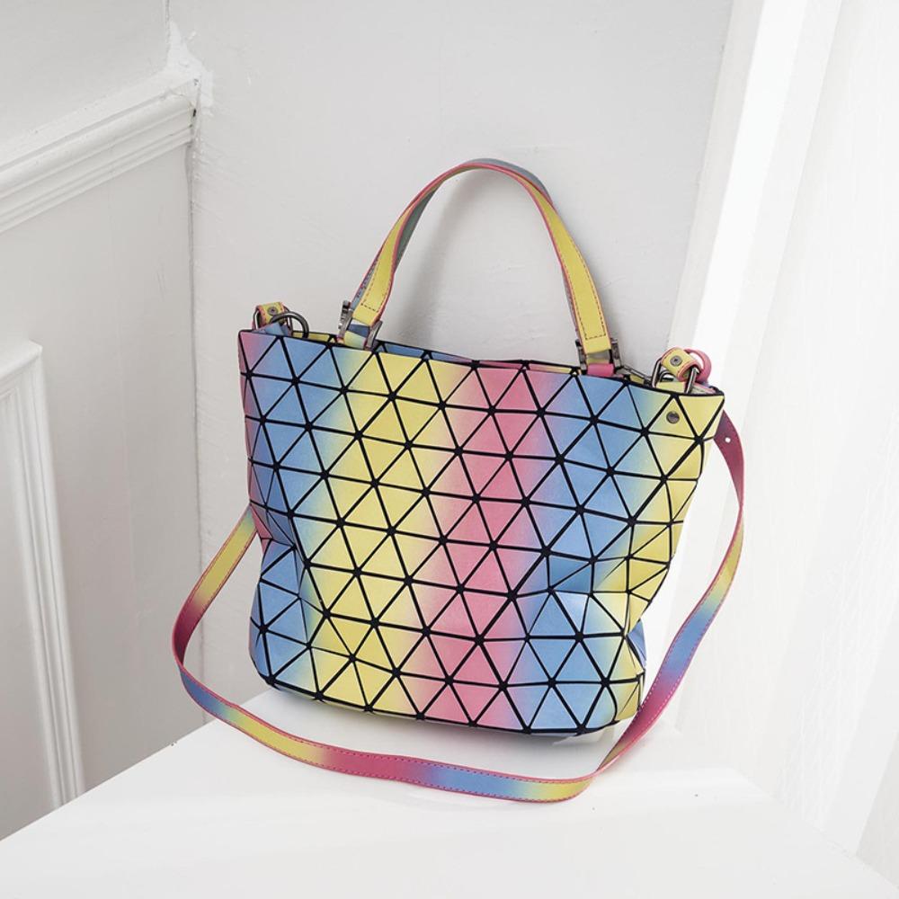 Women's Bucket Bag Rainbow Shoulder Bag Geometric Rhombus Handbag Oblique Span Bag Versatile Fashion Women's Bag