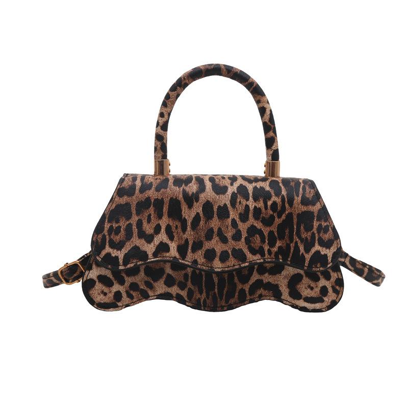 Niche design leopard print bag spring new trendy fashion shoulder bag personalized creative shoulder bag women