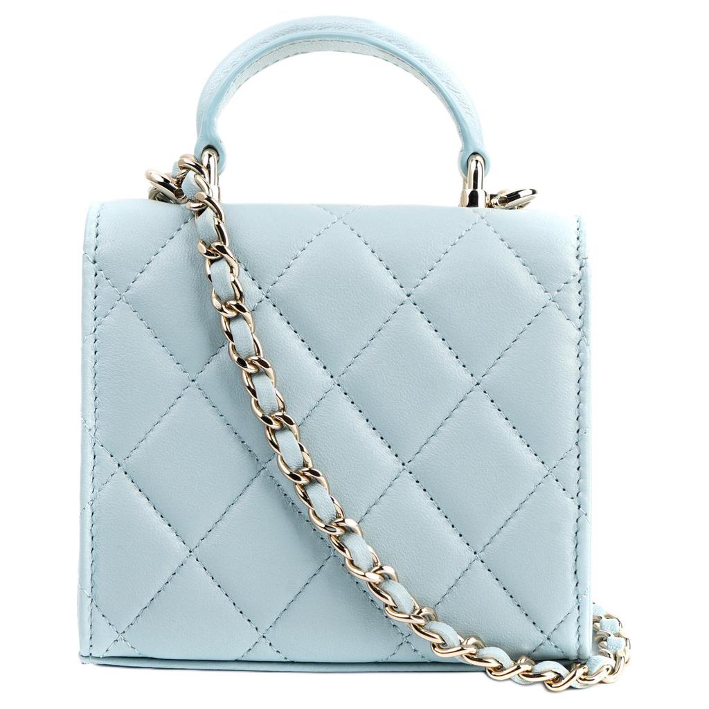 Chanel Diamond Pattern Leather Chain With Magnetic Buckle Closure Sheepskin And Gold Metal Handbag Women'S Baby Blue