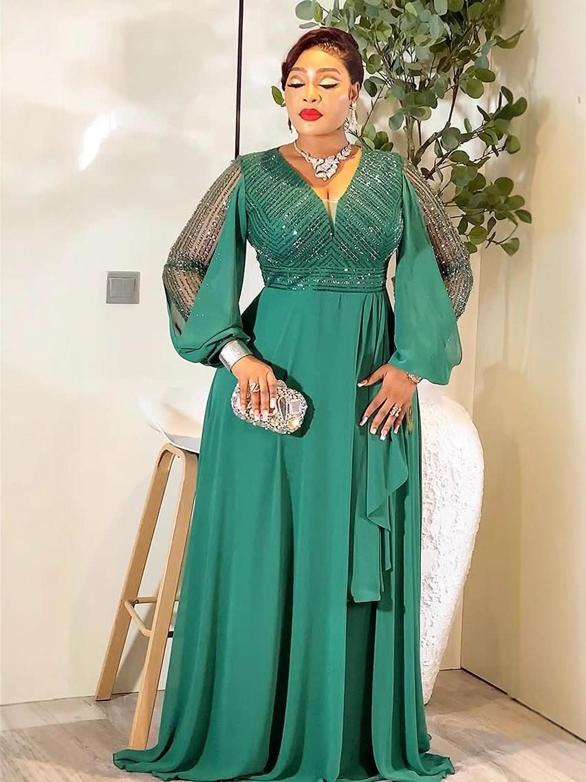 

Plus Size V-Neck Sequin Patchwork Long Sleeve Evening Gown - Elegant High Waist Banquet Dress зелений