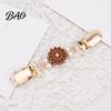 Pearl Embellished Dress Clip Vintage Sweater Clips for Women Girls, Retro Faux Pearl/Floral Cardigan Clips, Elegant Collar Waist Alteration