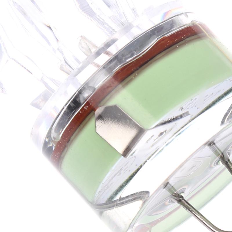 Lámpara de pesca LED subacuática con forma de diamante, linterna para atraer calamares, señuelo de pesca, aparejos y herramientas de pesca.