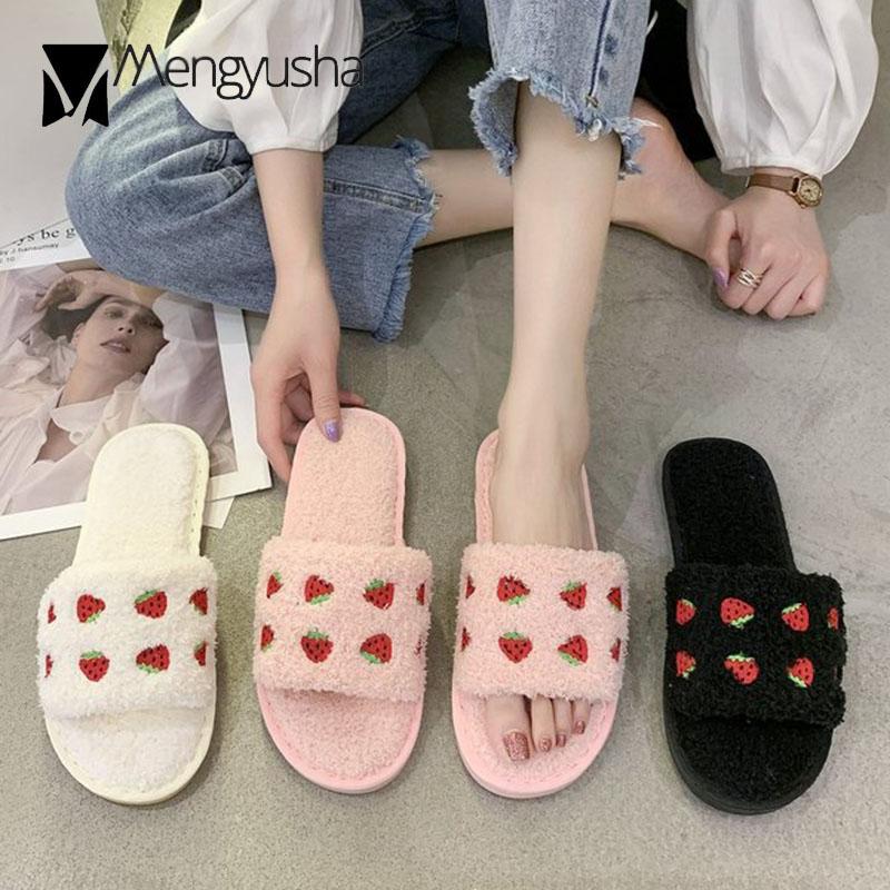 Тапочки для девочек из клубничной овечьей шерсти — фото 3